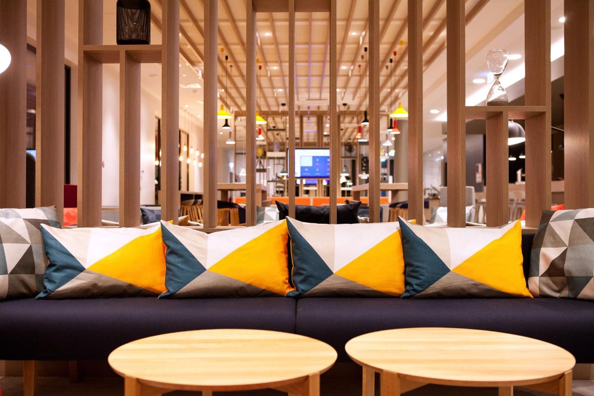 Holiday Inn Express - Duesseldorf Airport Exteriér fotografie